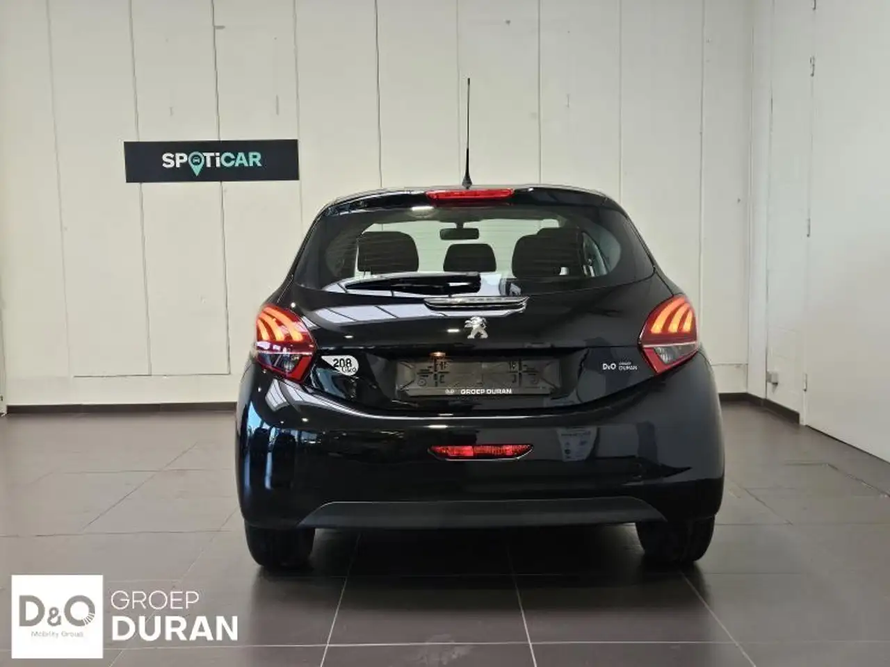 Peugeot 208 - 4