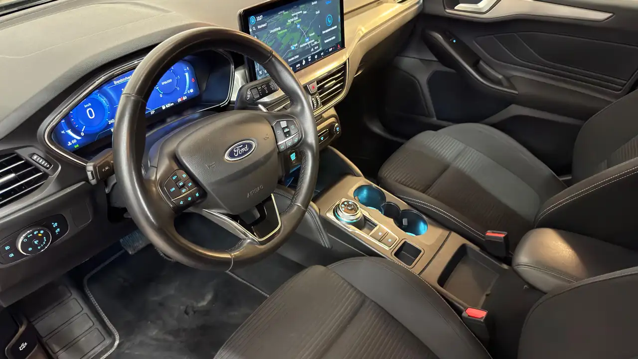 Ford Focus - 8