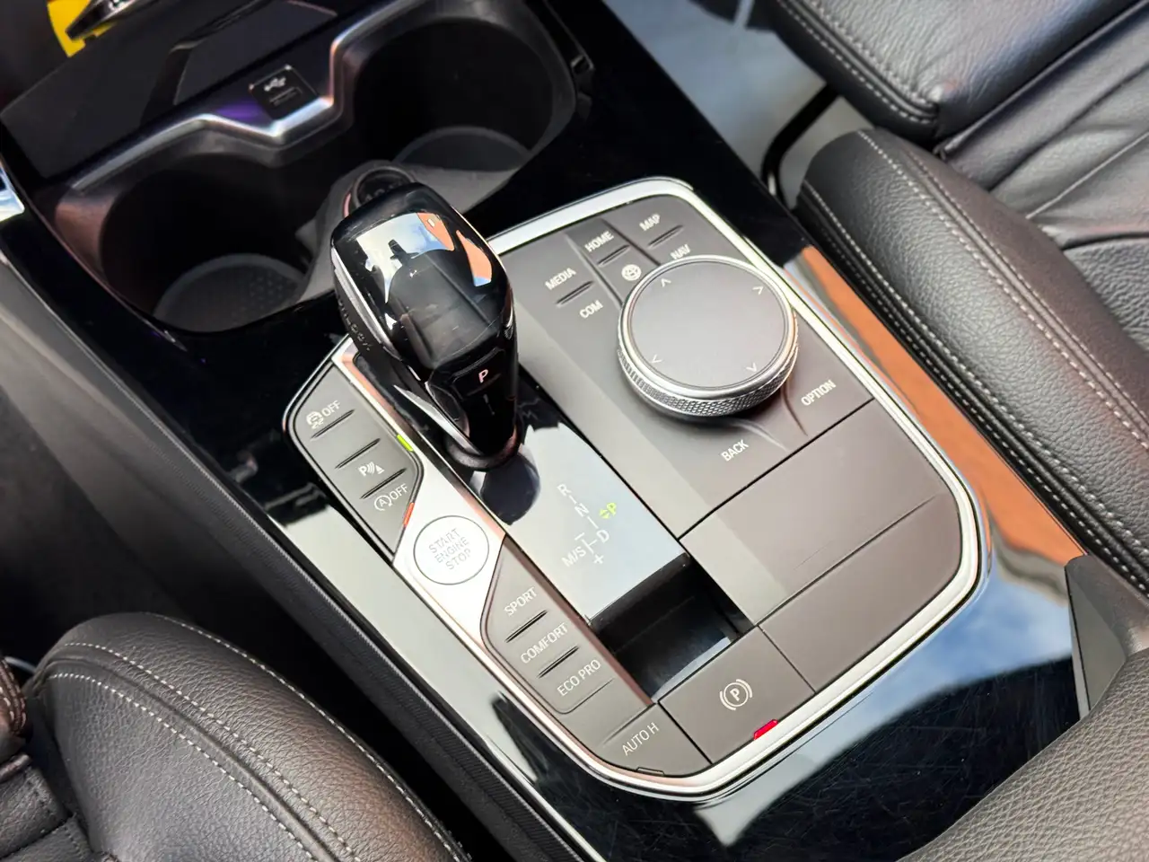 BMW 118 - 25