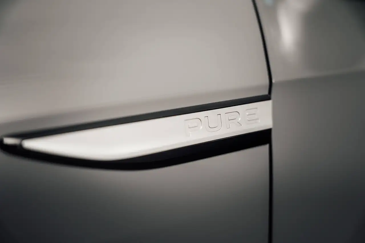 Volkswagen ID.4 - 5