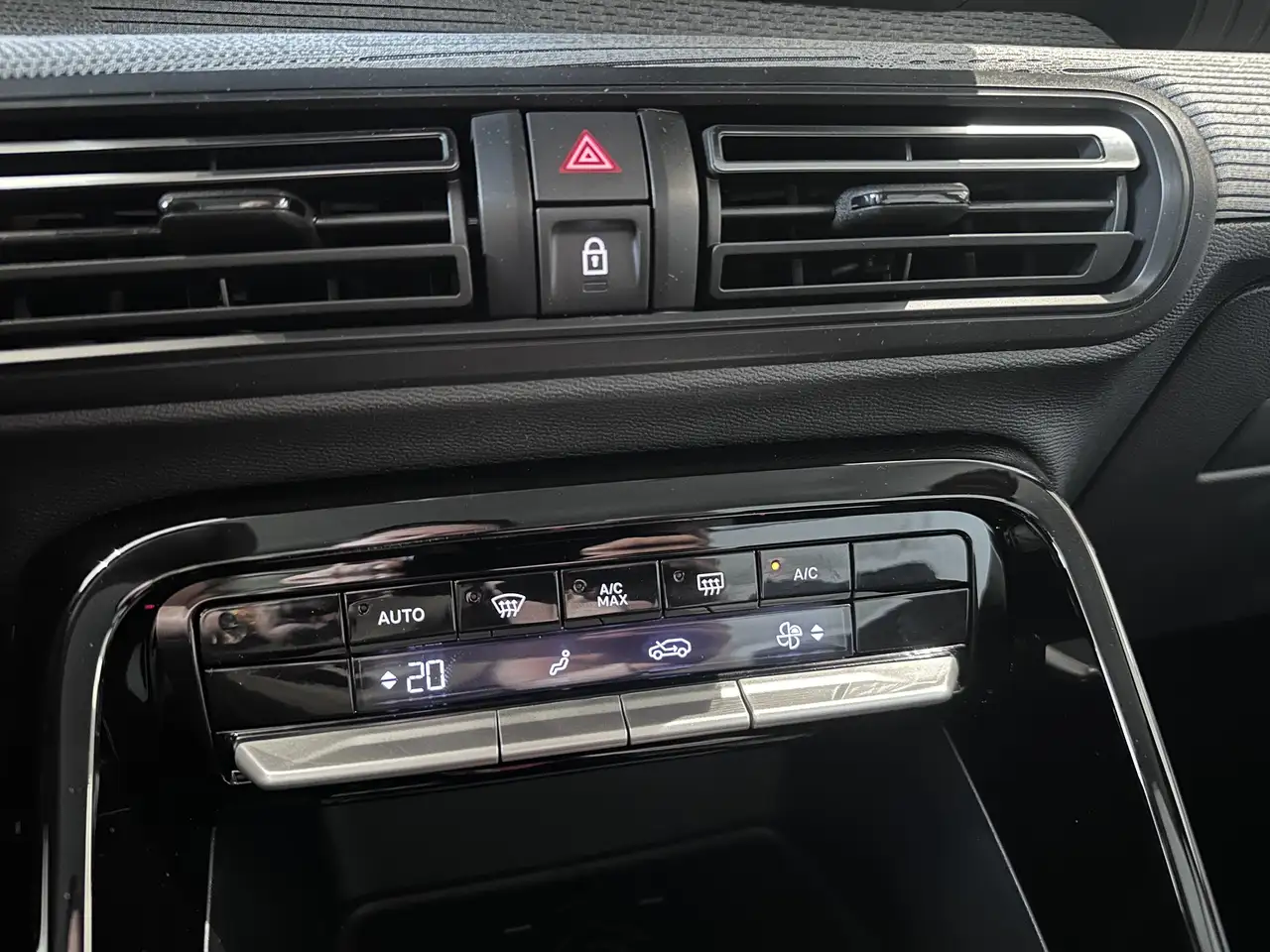 Citroen C3 Aircross - 11