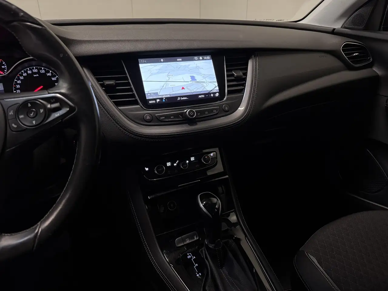 Opel Grandland X - 12
