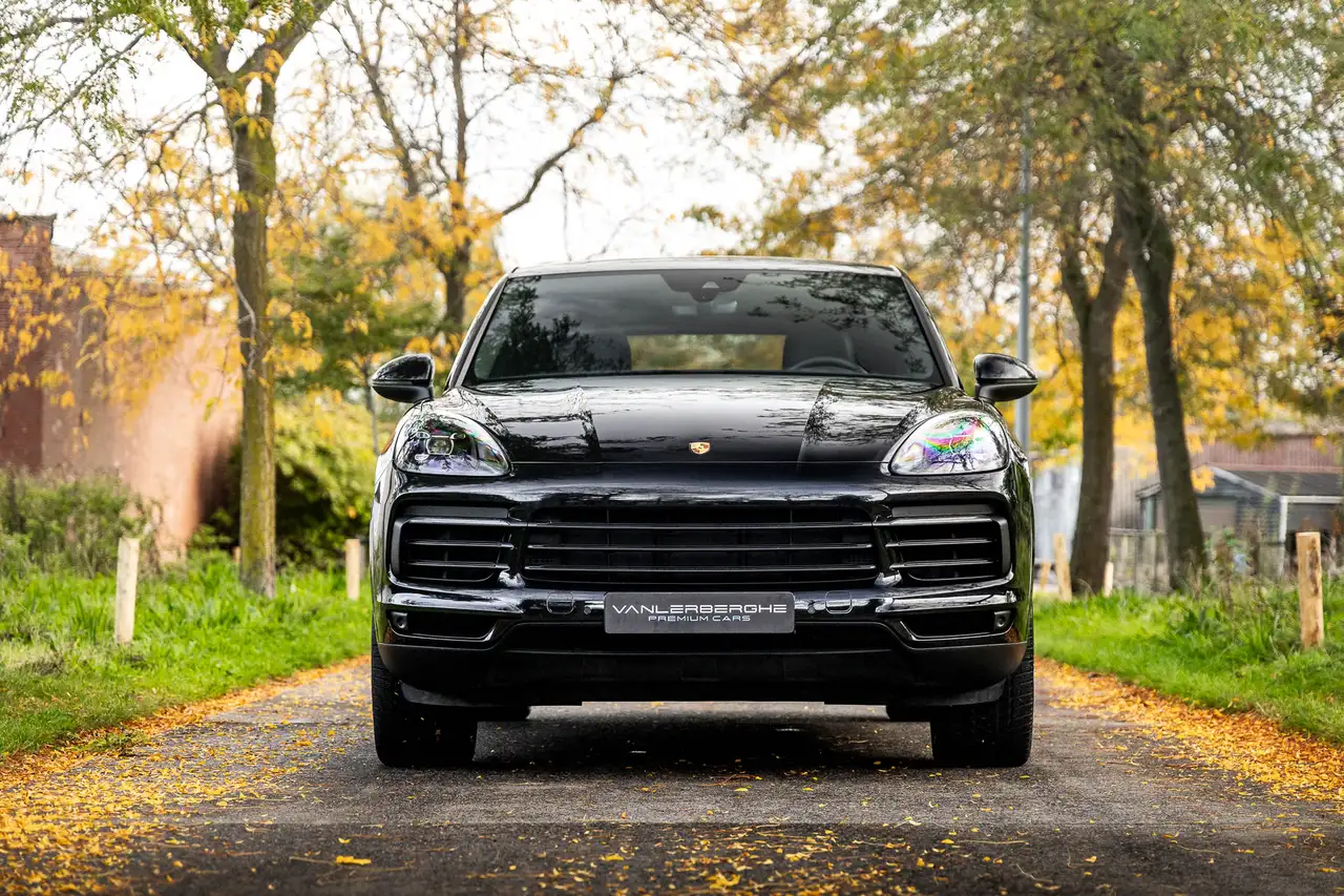 Porsche Cayenne - 2