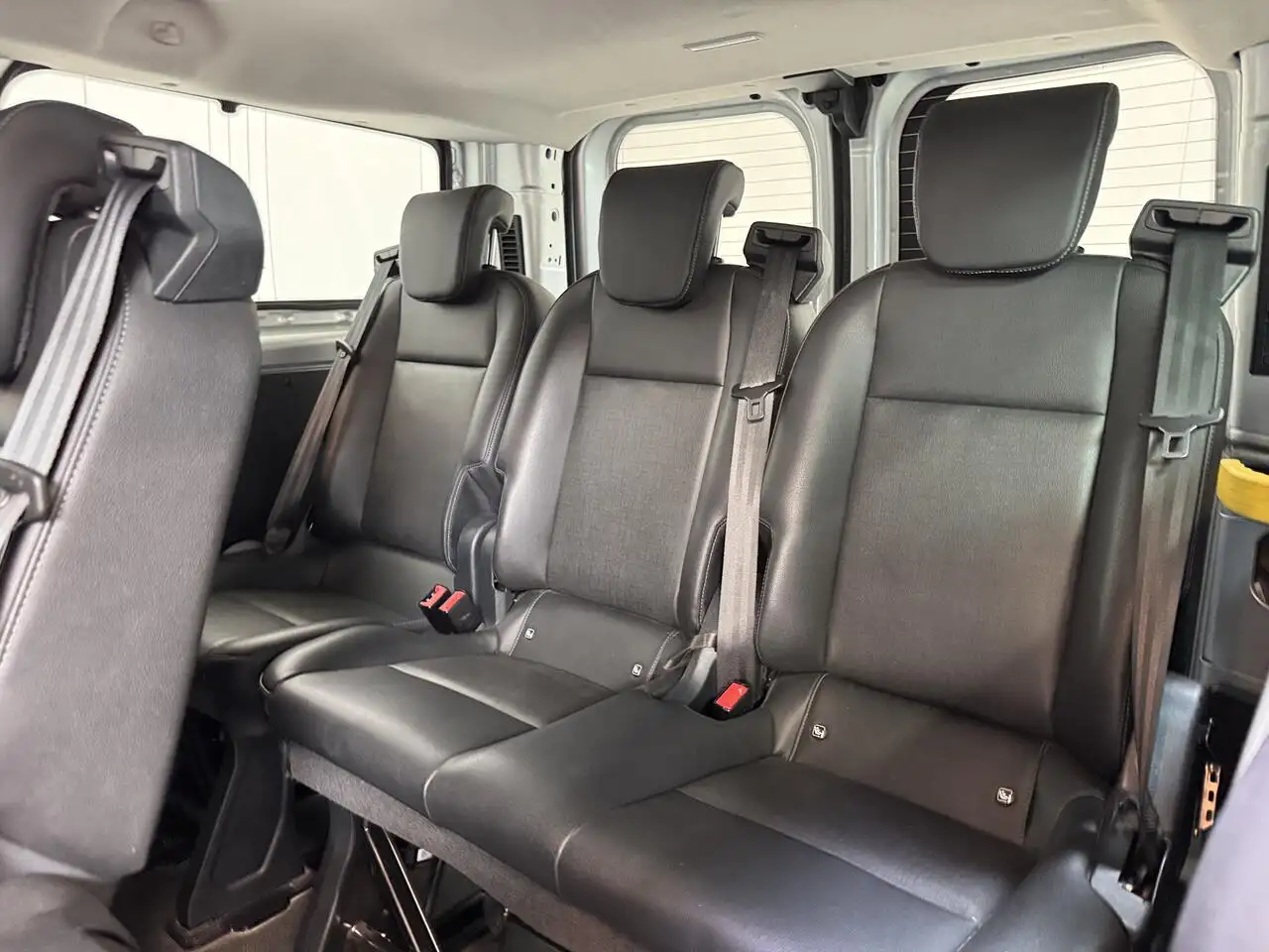 Ford Transit - 10