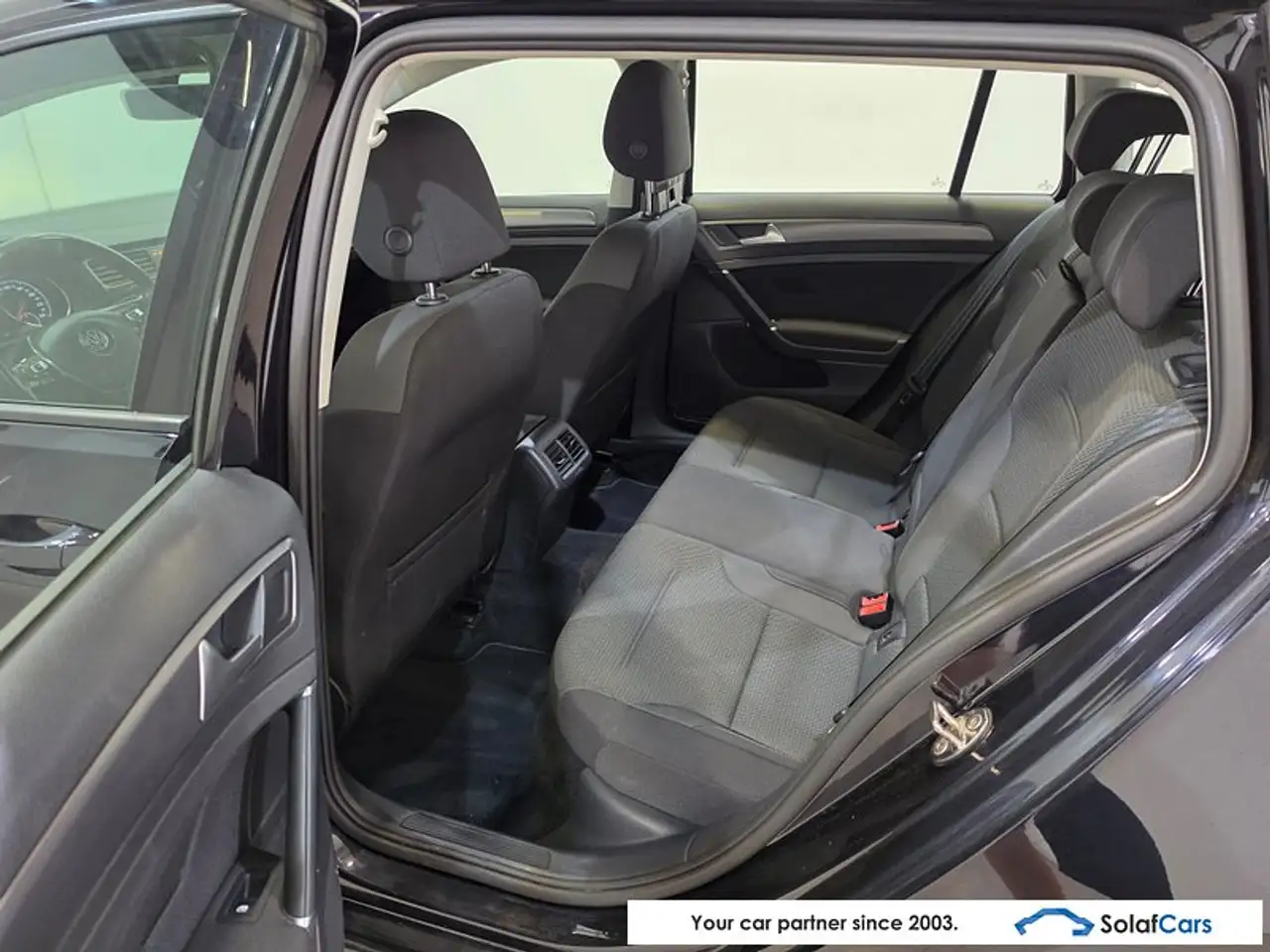 Volkswagen Golf - 12