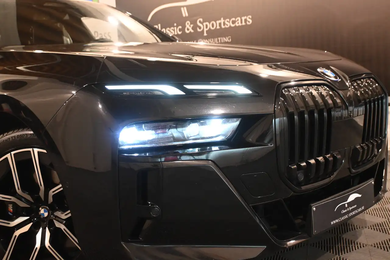 BMW 750 - 3