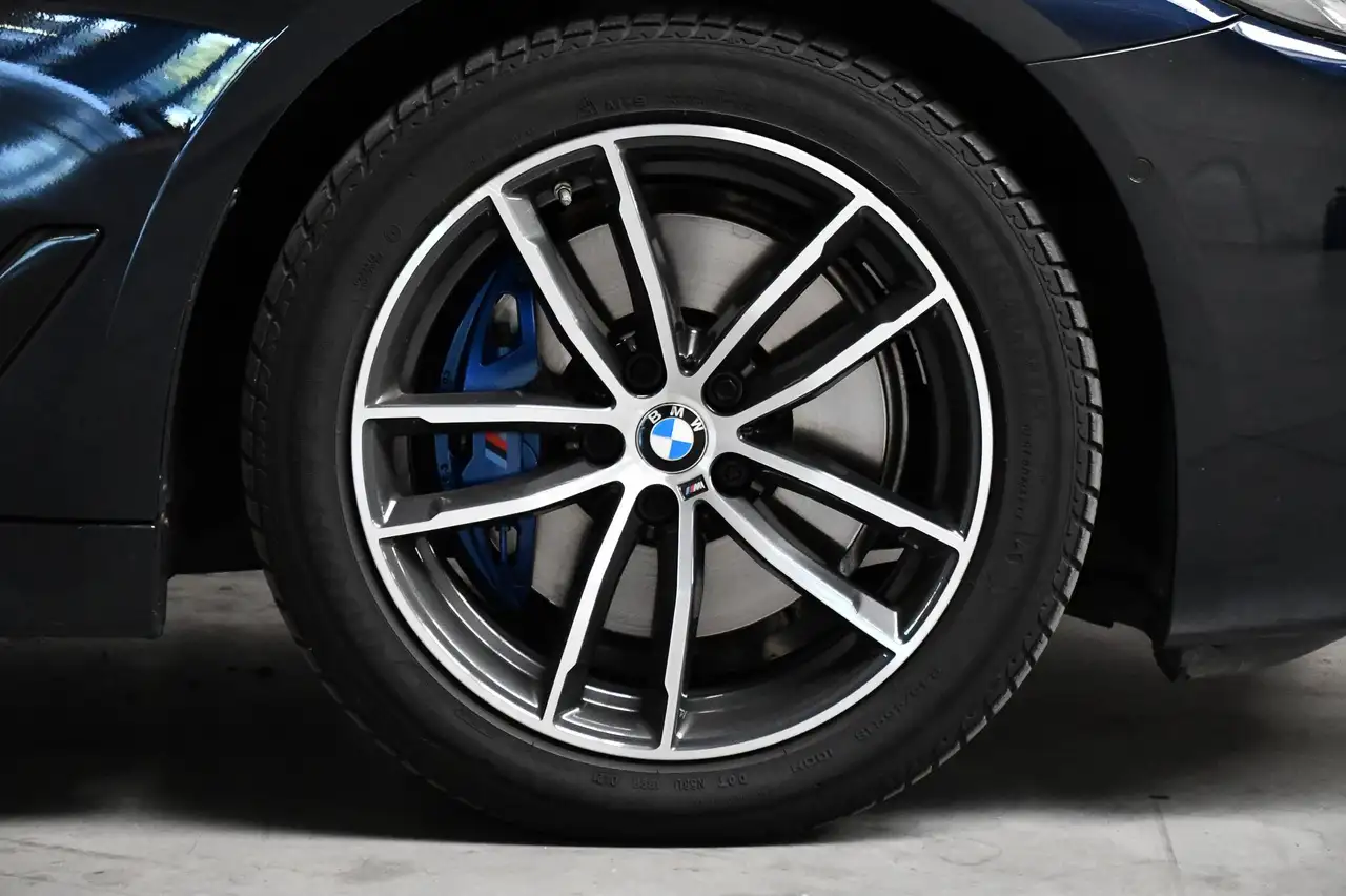 BMW 530 - 12