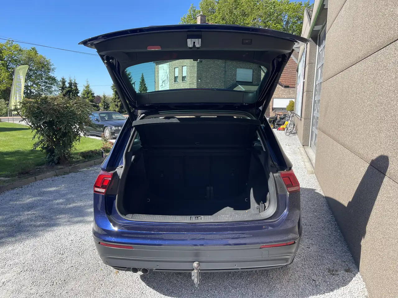 Volkswagen Tiguan - 12