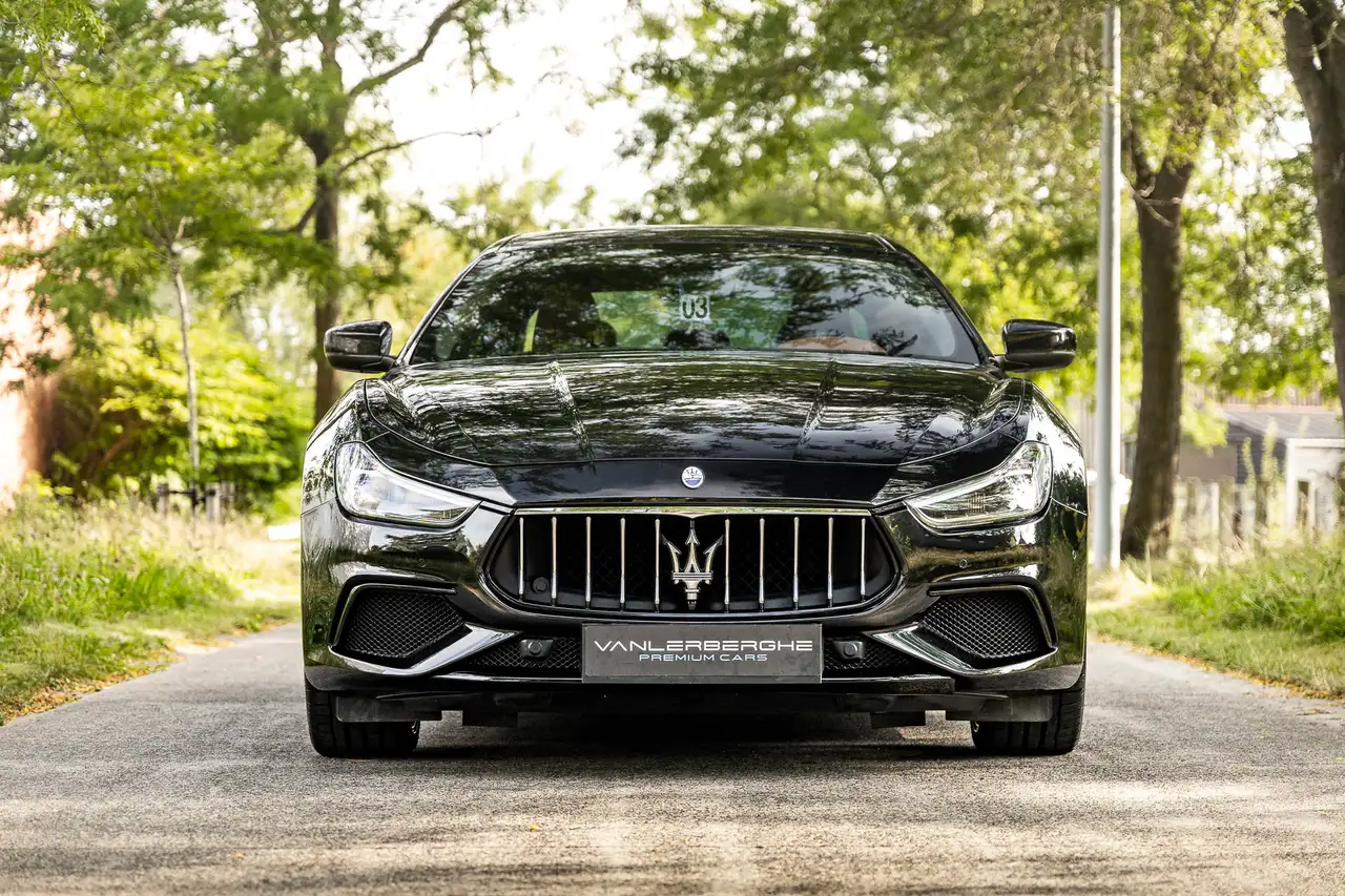 Maserati Ghibli - 2