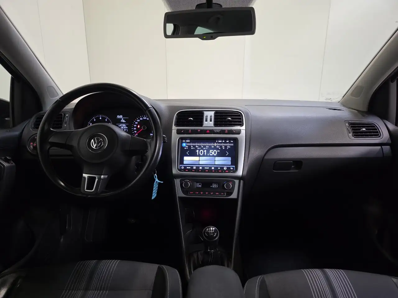 Volkswagen Polo - 11