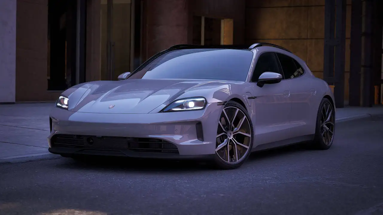 Porsche Taycan - 11