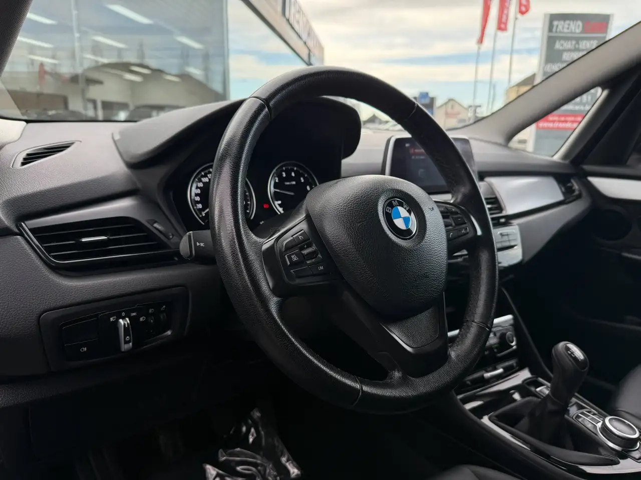 BMW 218 - 11