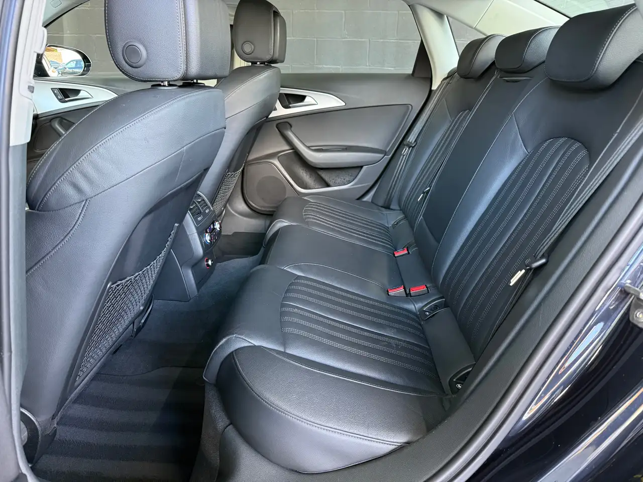 Audi A6 - 12