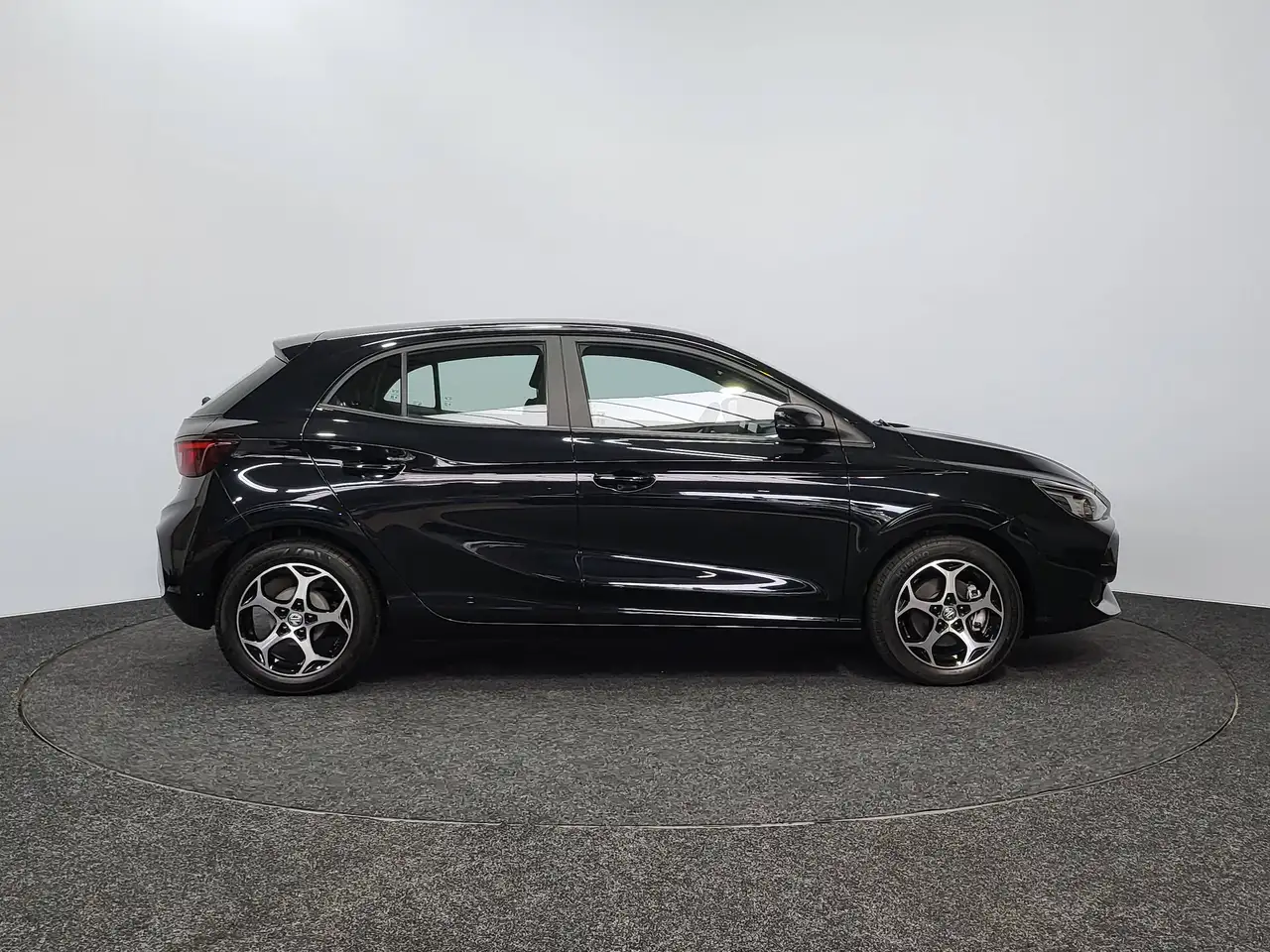 MG MG3 - 7