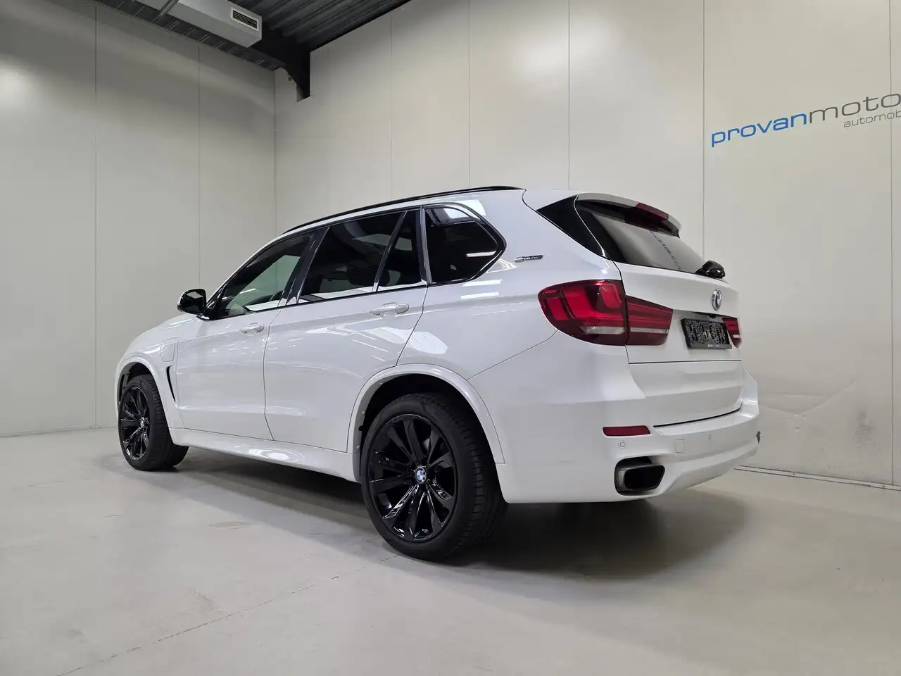 BMW X5 - 6