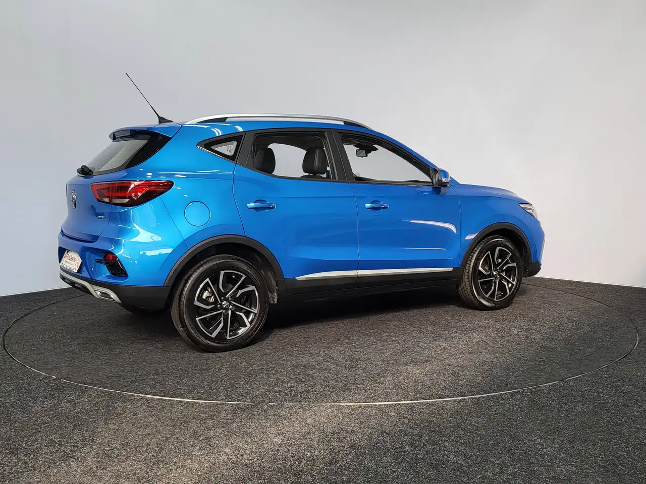 MG ZS - 6