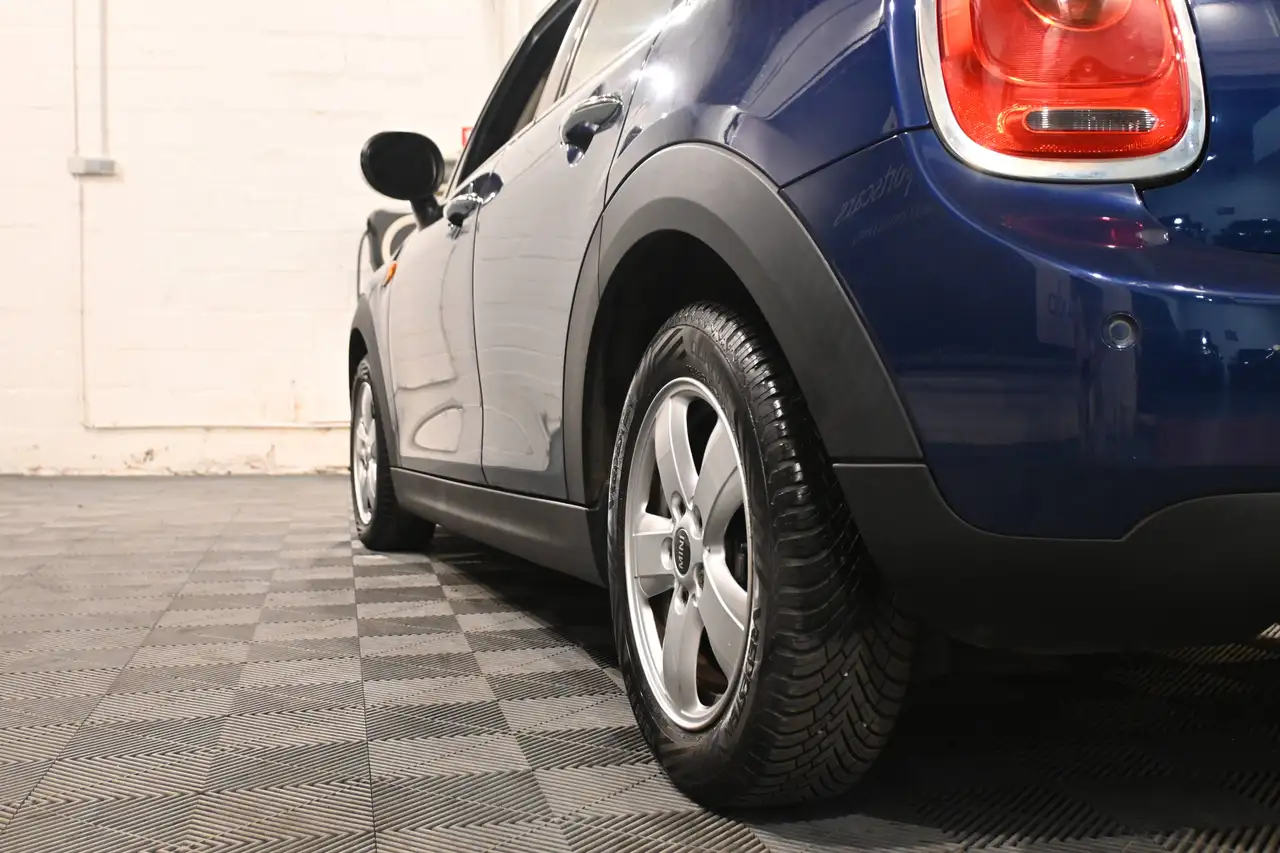 MINI Cooper D - 6