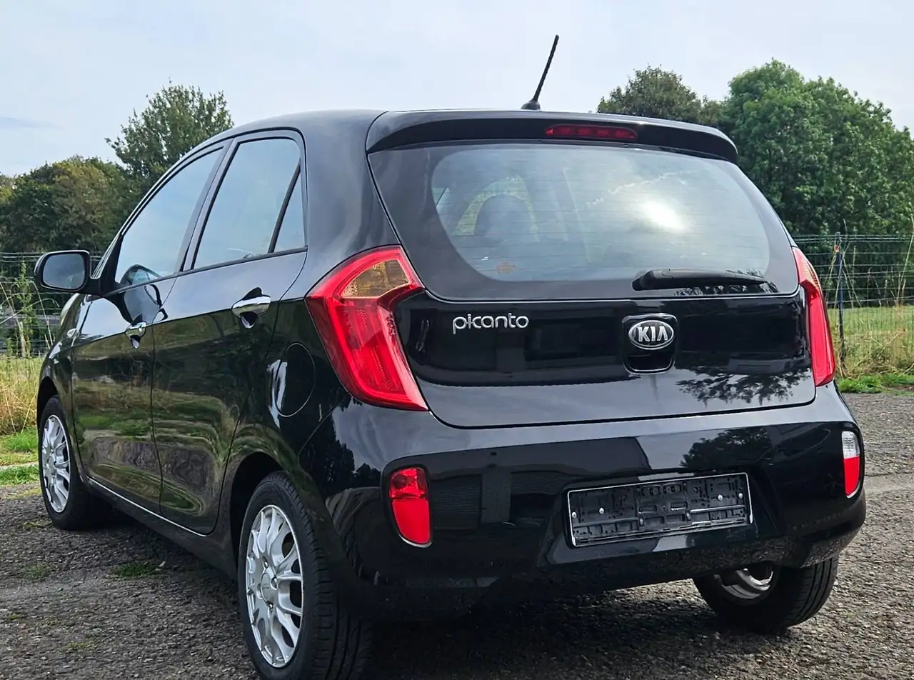 Kia Picanto - 8