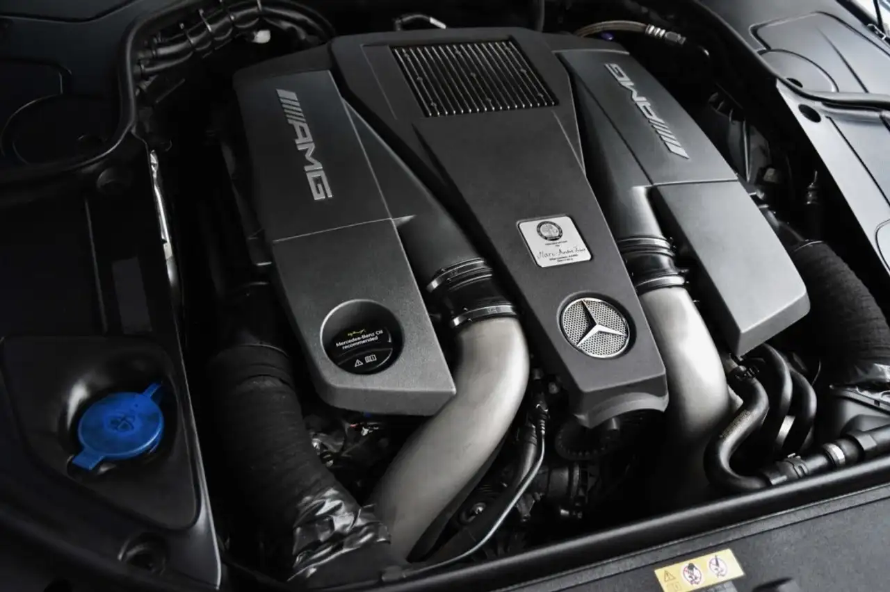 Mercedes-Benz S 63 AMG - 11