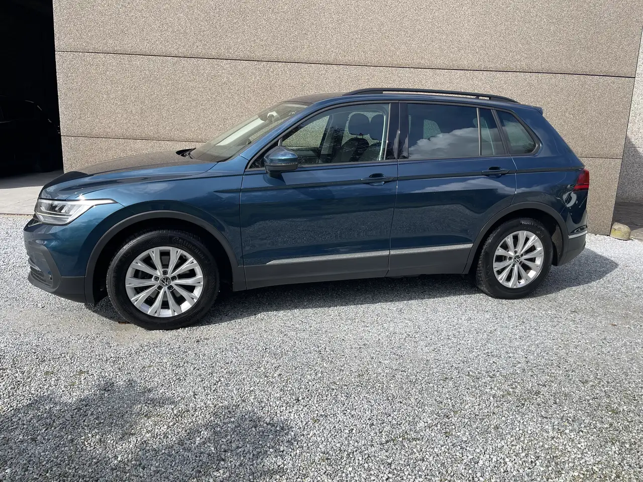 Volkswagen Tiguan - 3