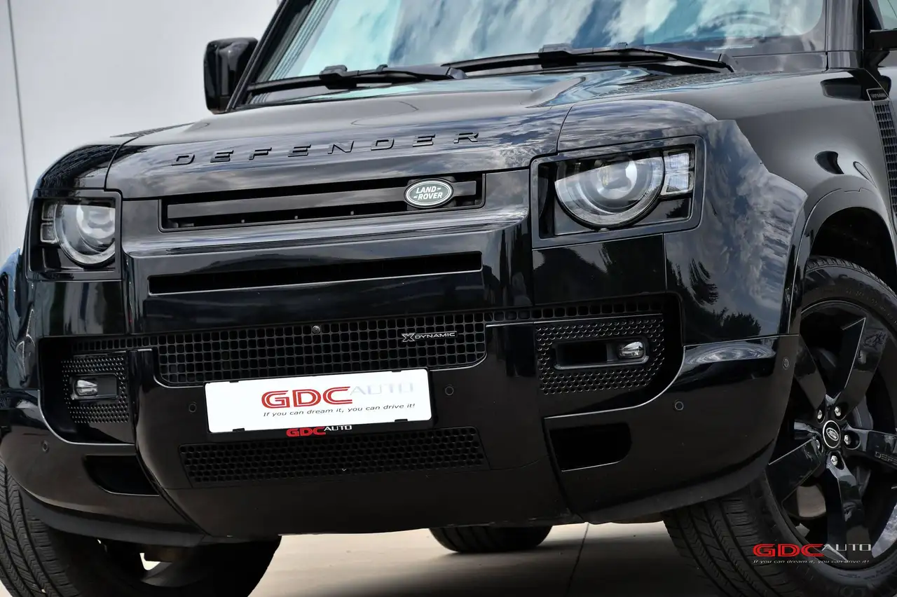 Land Rover Defender - 4