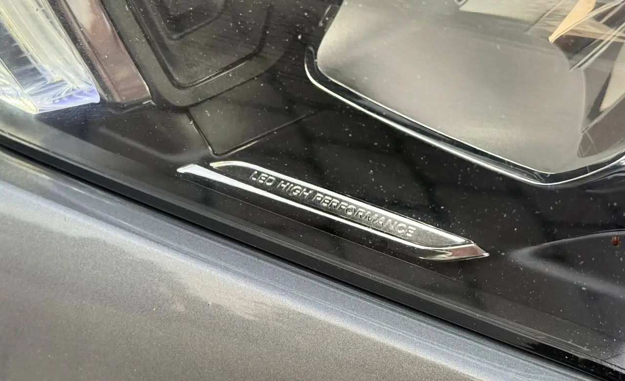 Mercedes-Benz CLA 180 - 6