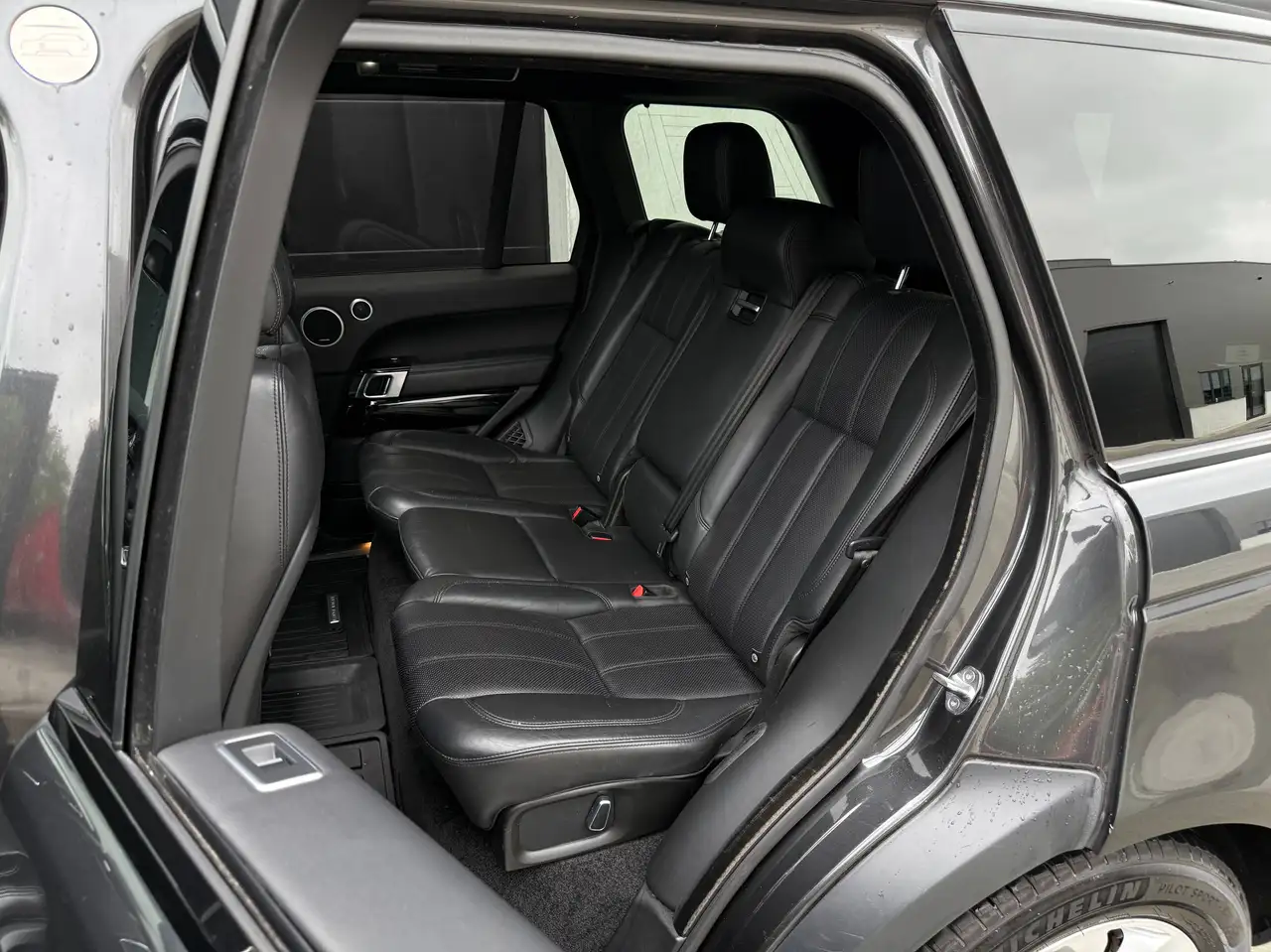 Land Rover Range Rover - 9
