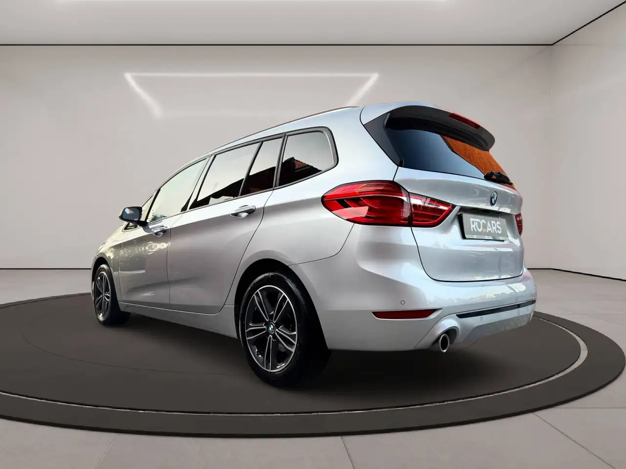 BMW 218 - 9