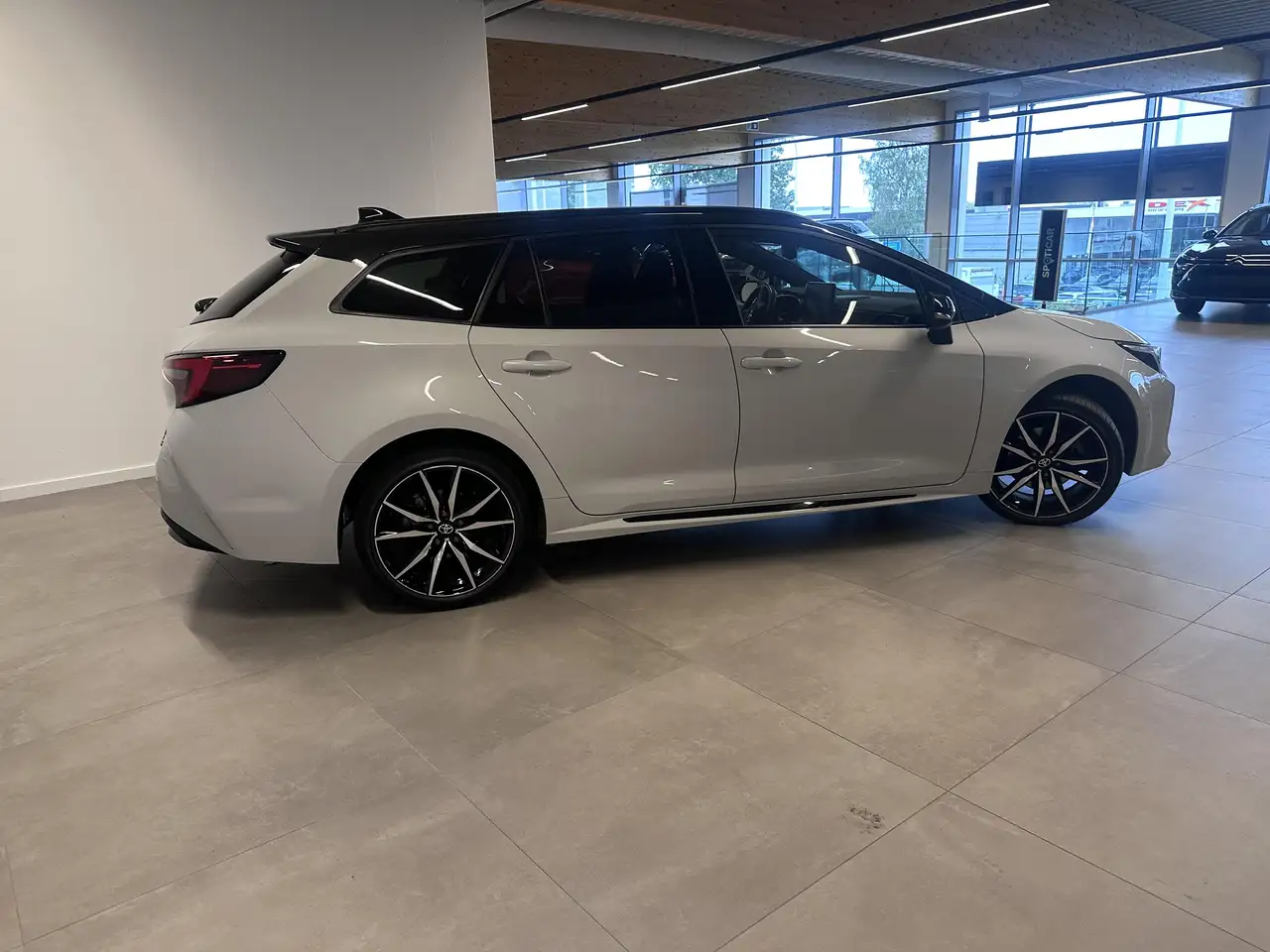 Toyota Corolla - 5