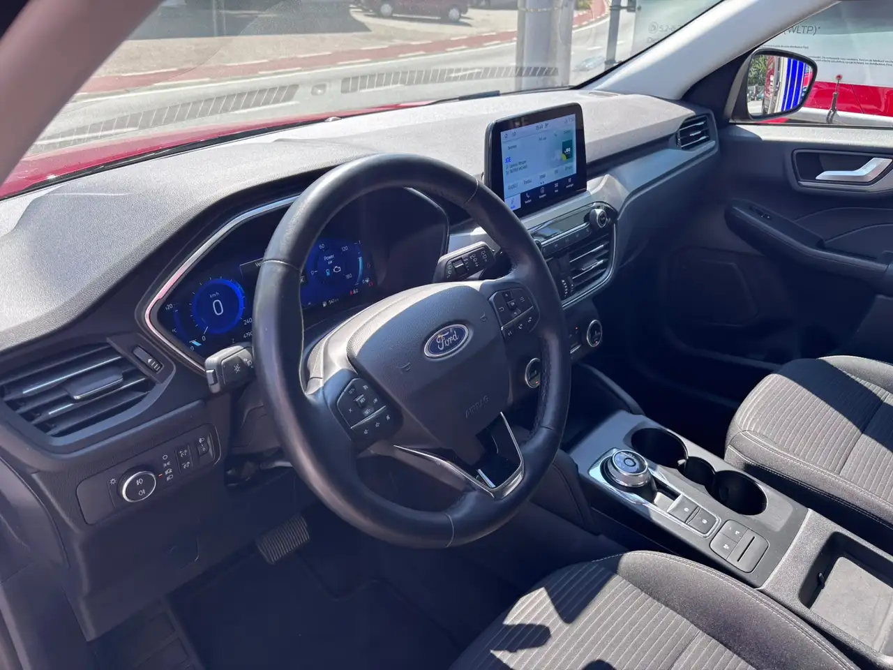 Ford Kuga - 9