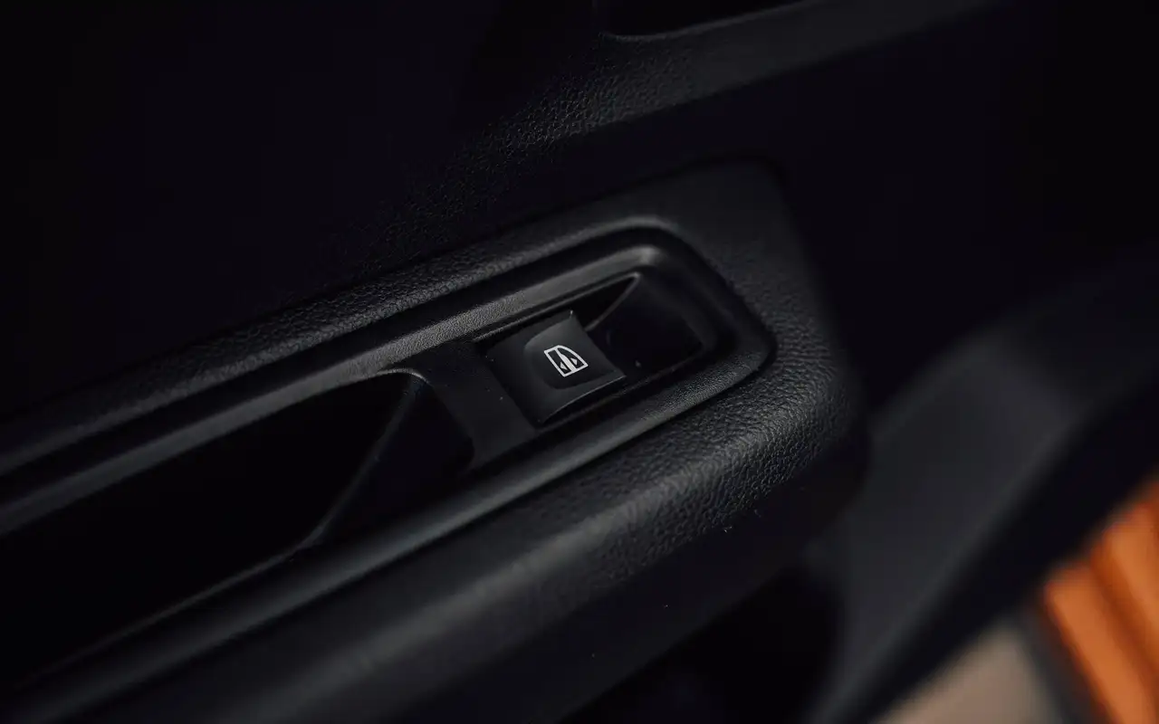 Dacia Sandero - 9