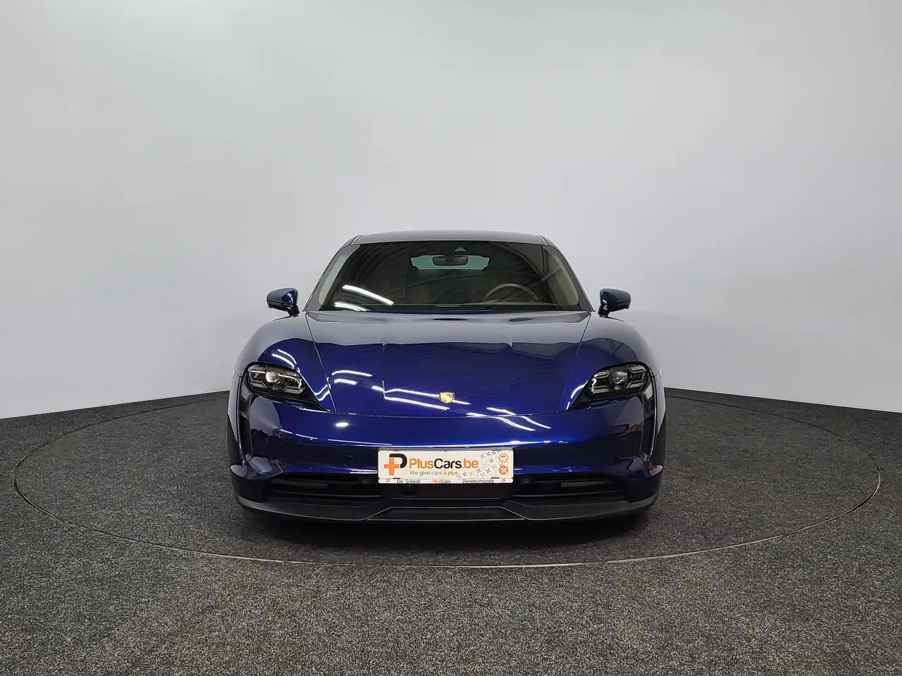 Porsche Taycan - 2