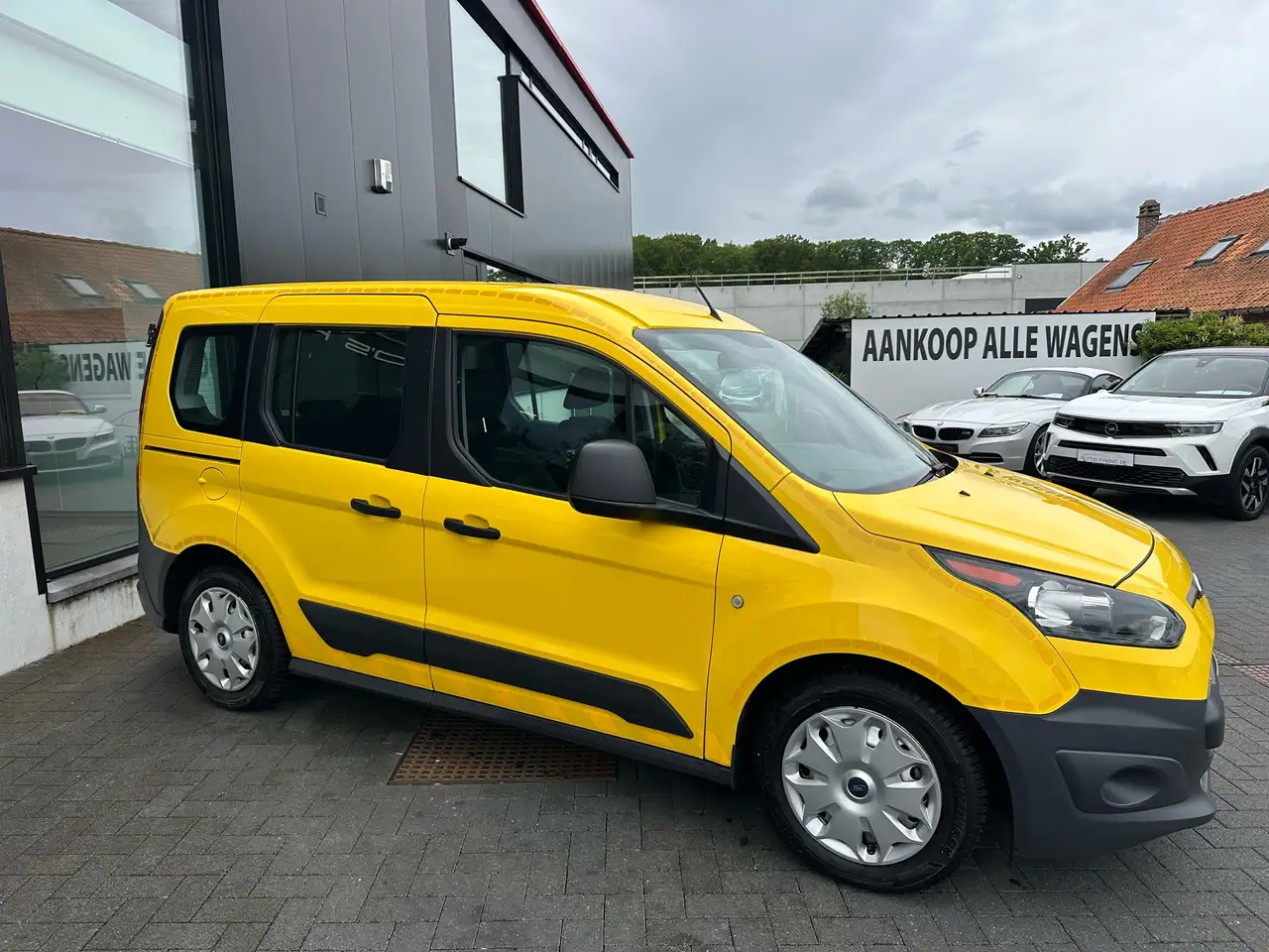 Ford Tourneo Connect - 3