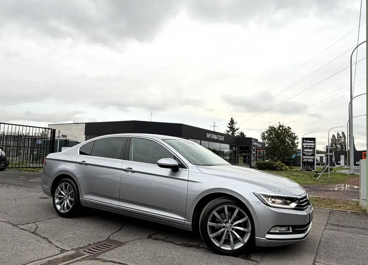 Volkswagen Passat - 8