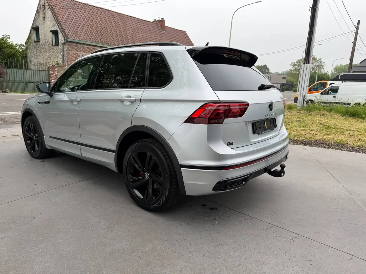 Volkswagen Tiguan - 5