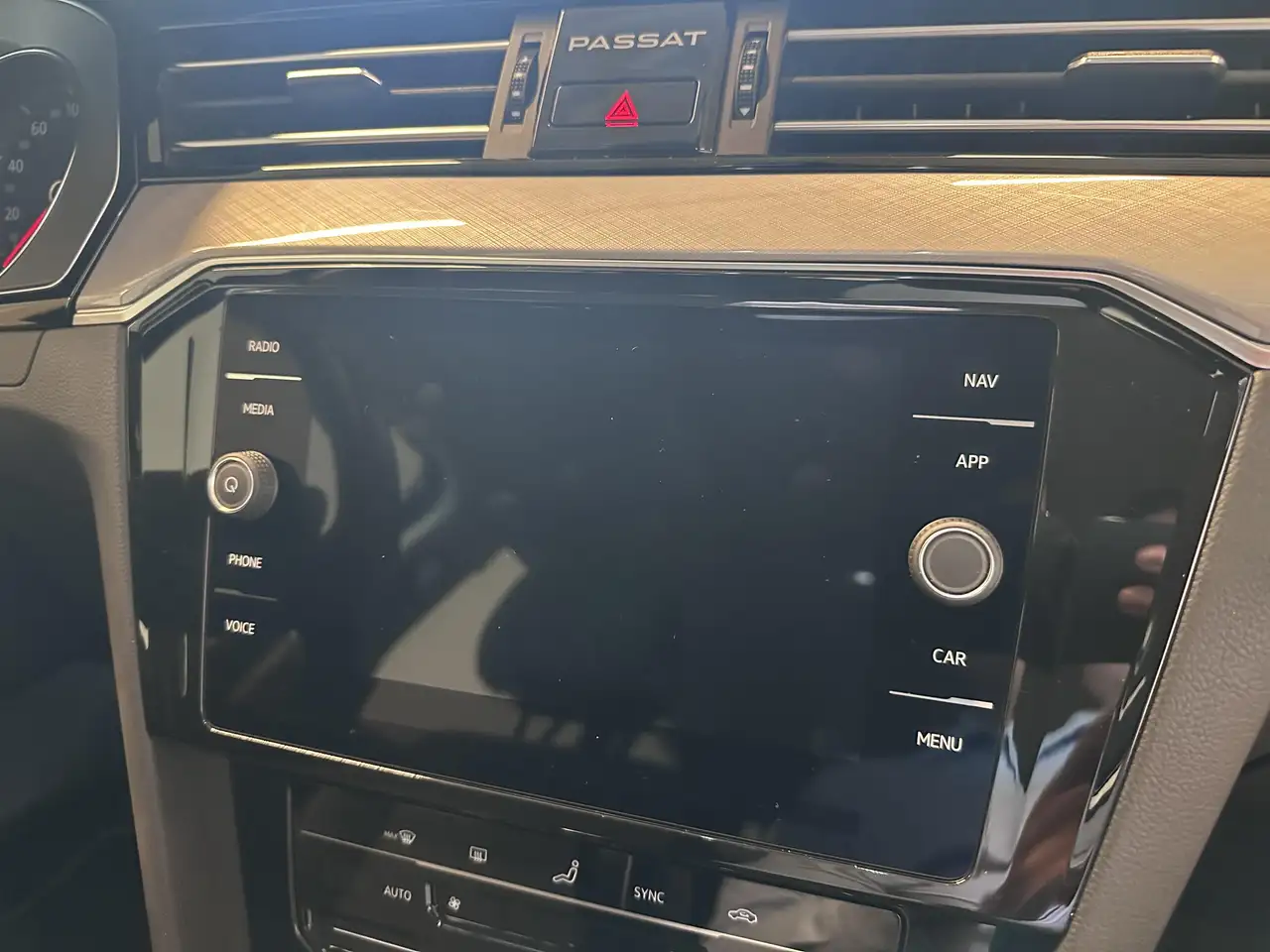 Volkswagen Passat - 9