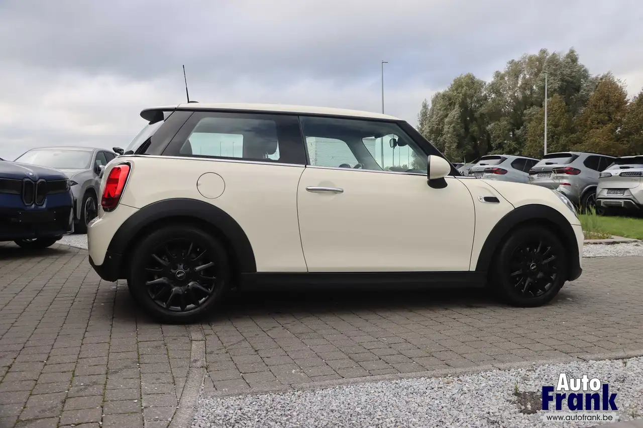 MINI One - 8