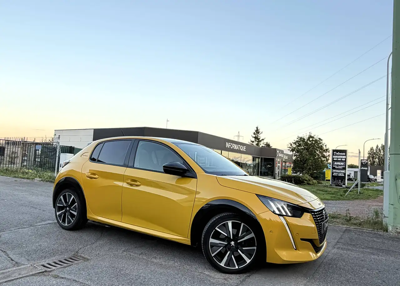 Peugeot 208 - 9