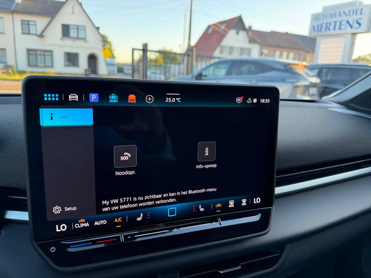 Volkswagen T-Roc - 15