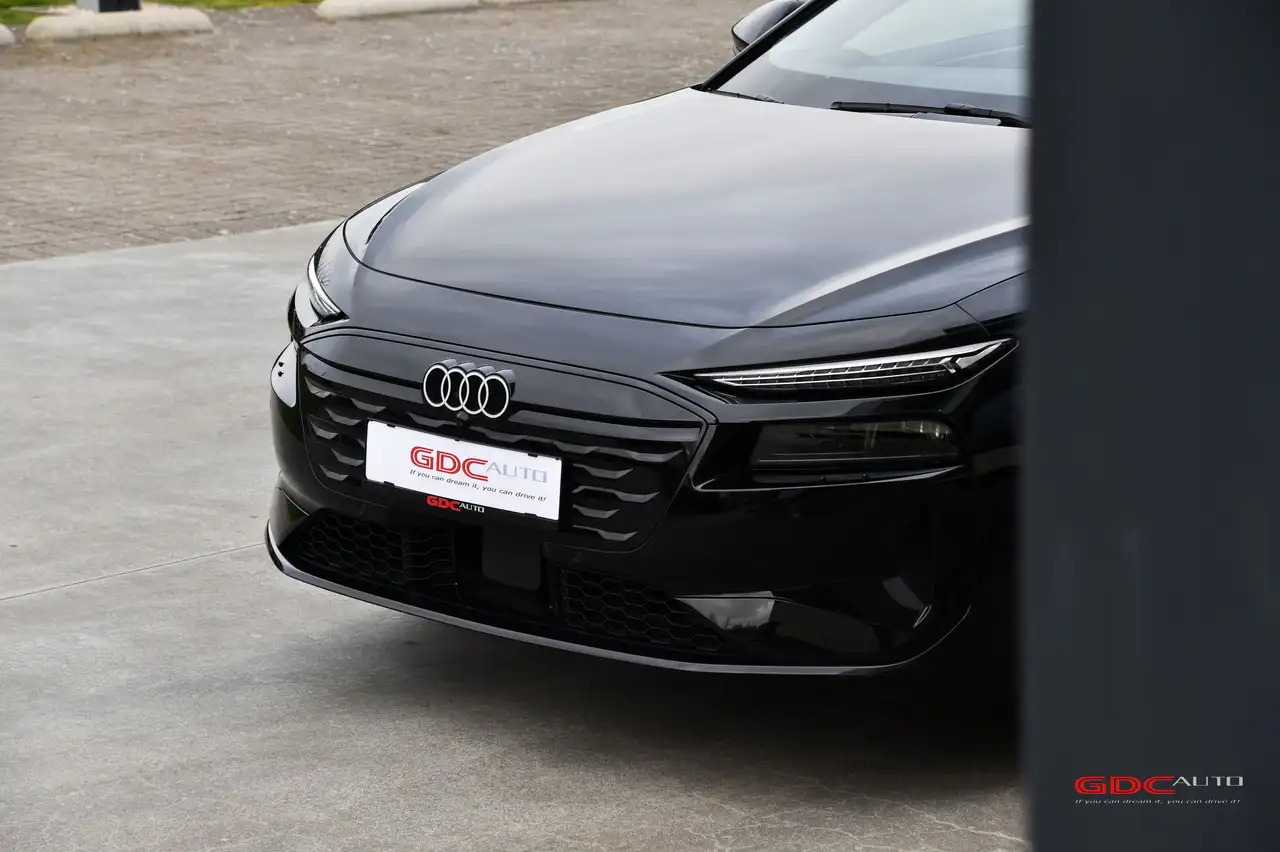 Audi A6 e-tron - 8