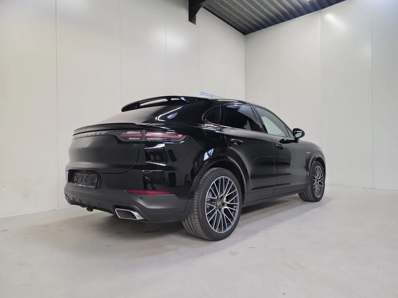 Porsche Cayenne - 3