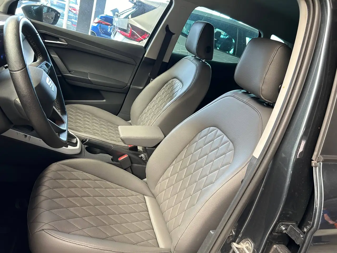 SEAT Arona - 7