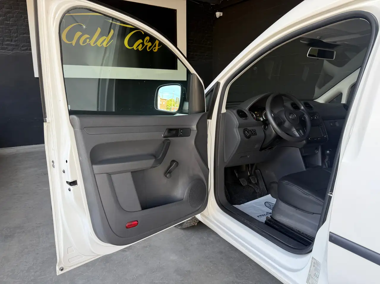Volkswagen Caddy - 9