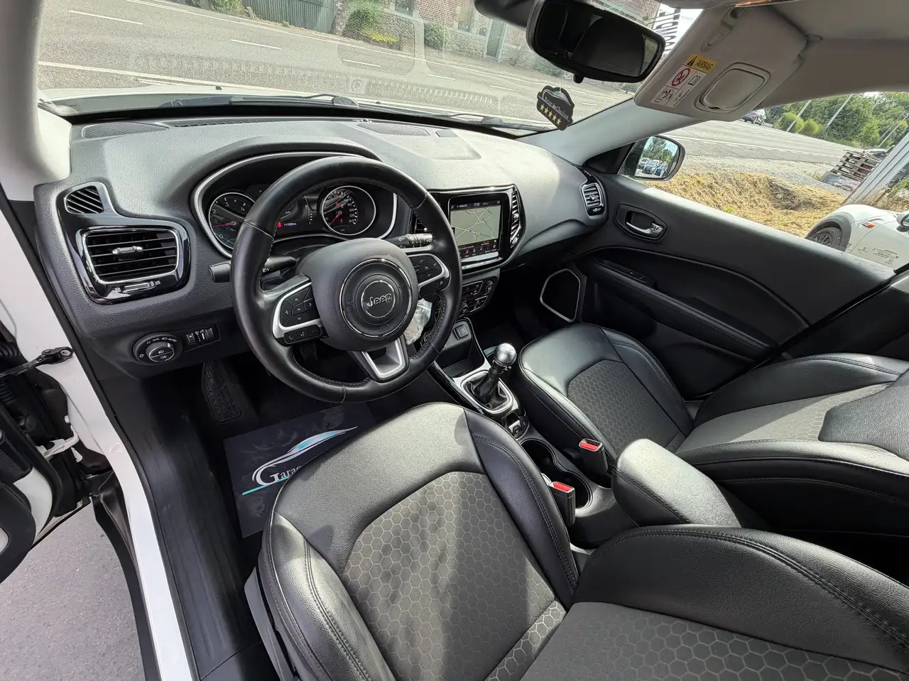 Jeep Compass - 12