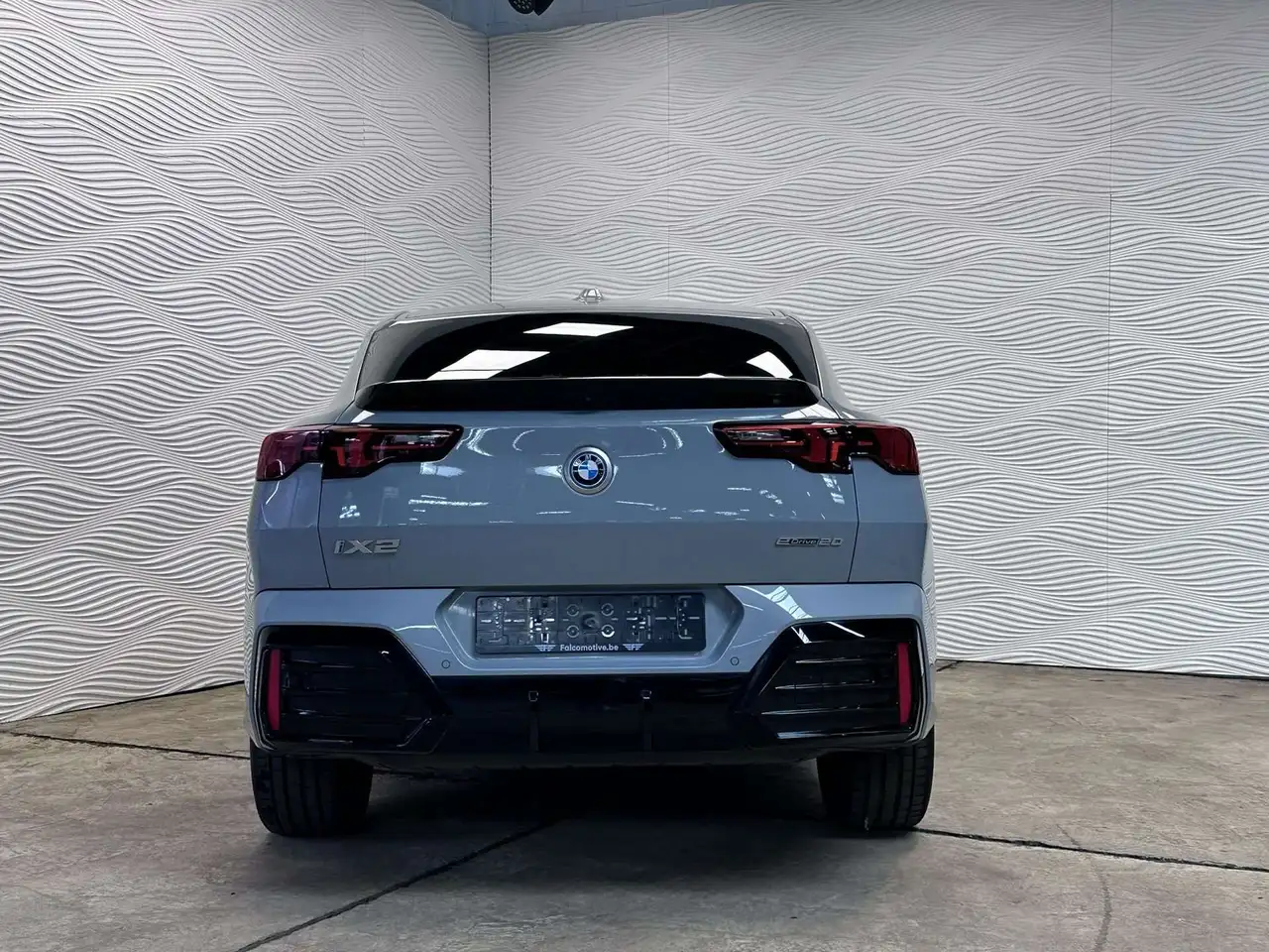 BMW iX2 - 9