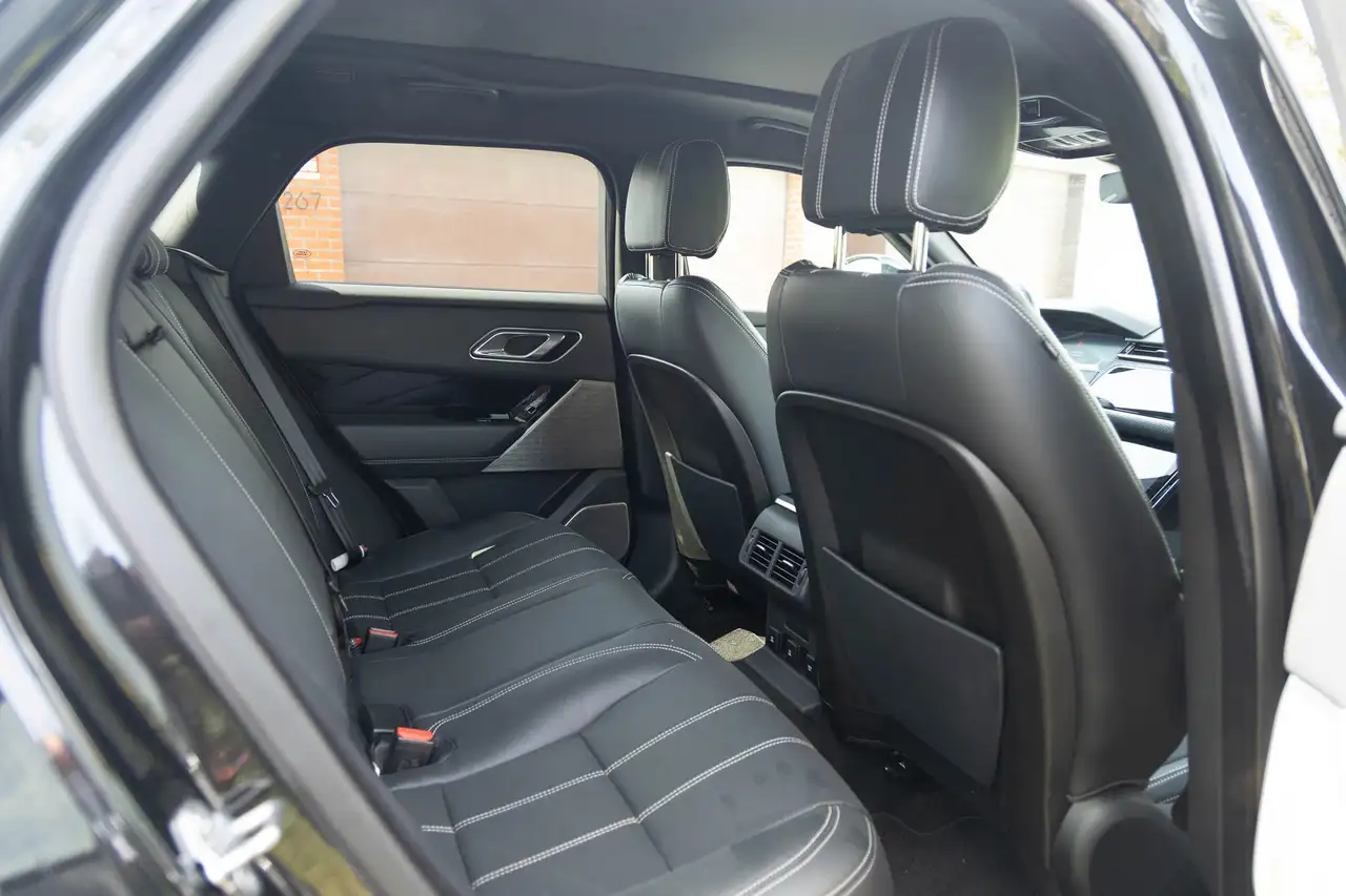 Land Rover Range Rover Velar - 12
