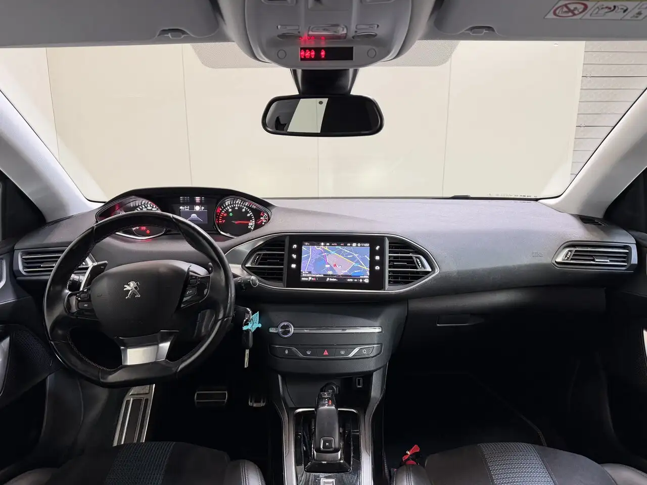Peugeot 308 - 11