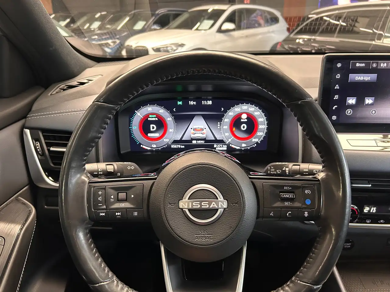 Nissan Qashqai - 9