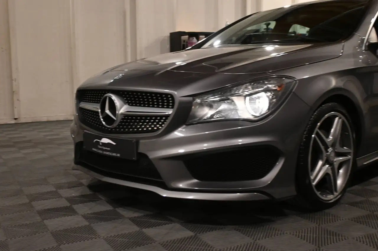 Mercedes-Benz CLA 200 - 4