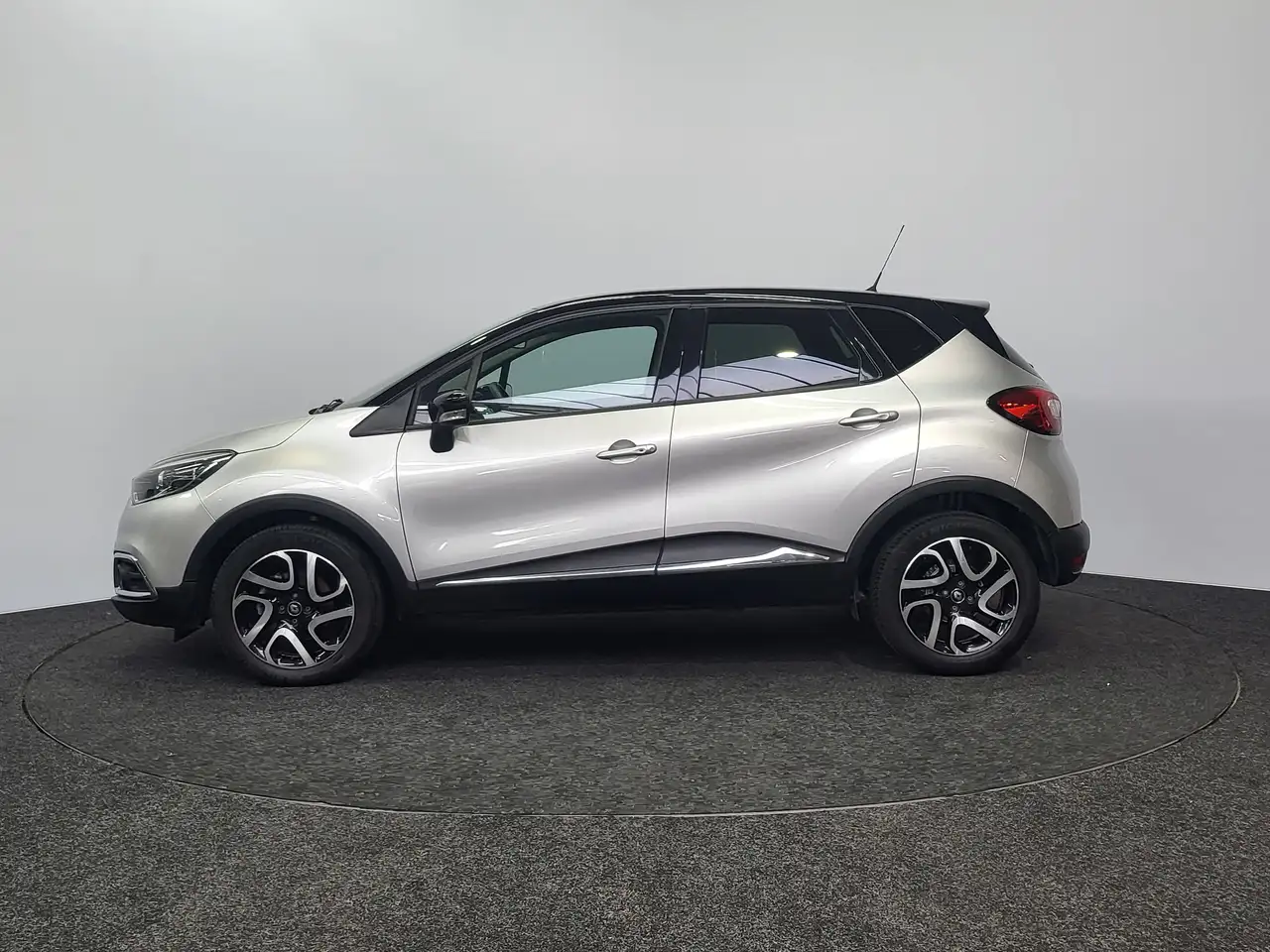 Renault Captur - 3